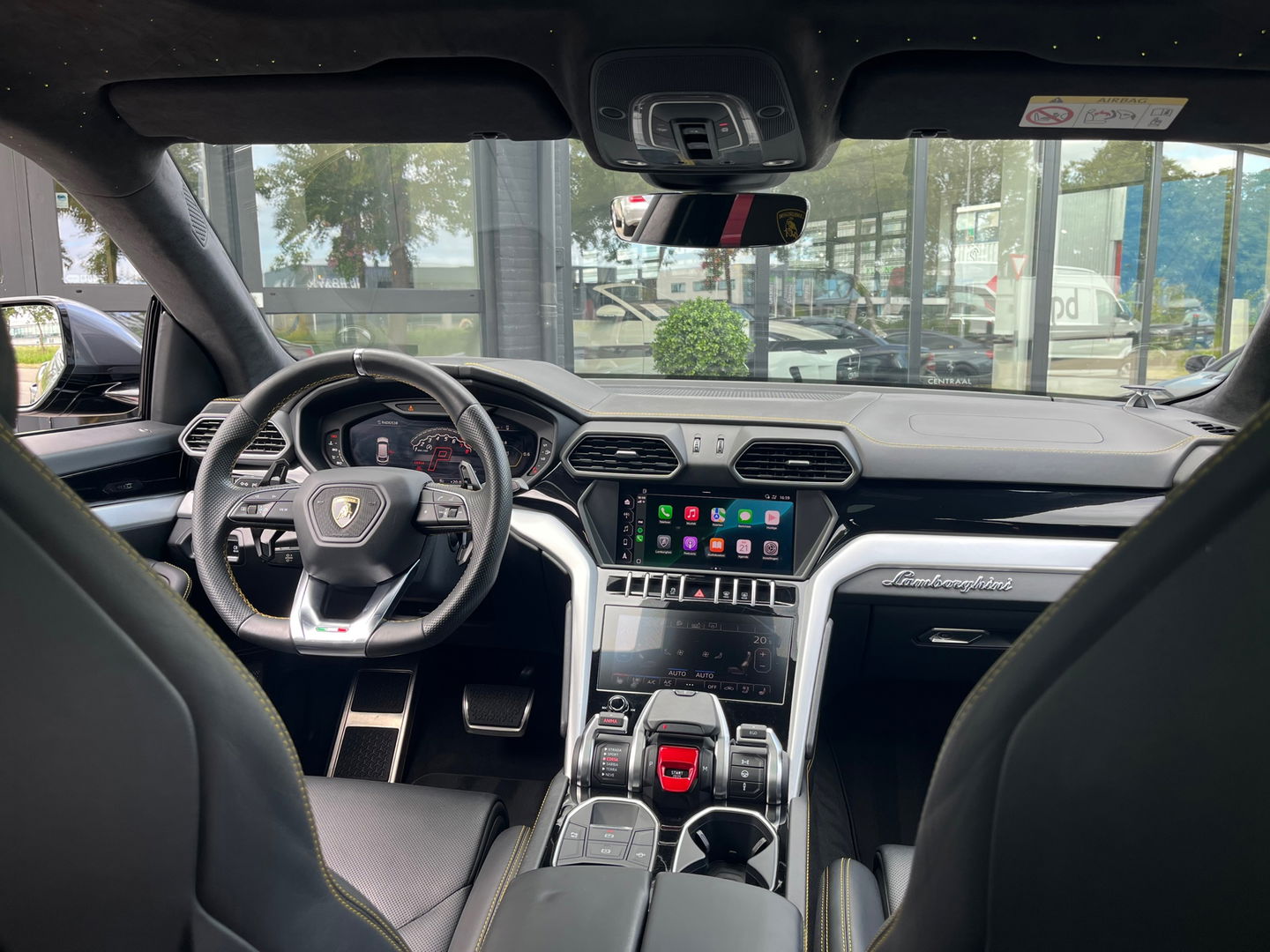Lamborghini Urus 4.0 V8|Pano|Keramisch|B&O|Massage|Luchtvering|360Camera|ACC|Leder|650PK