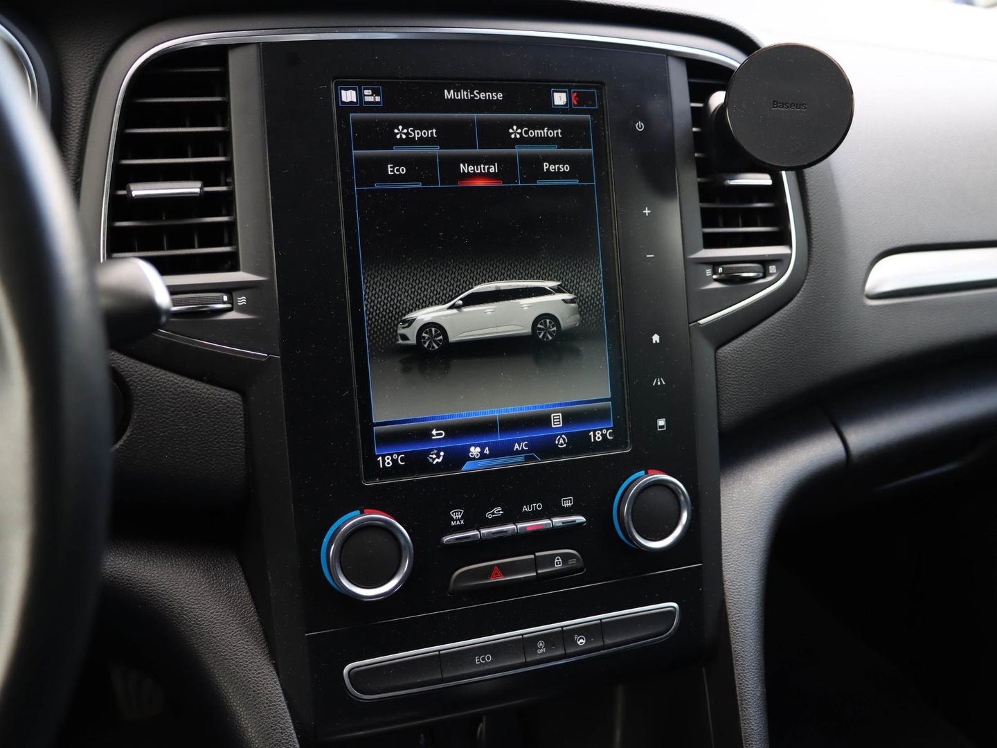 Renault Mégane Estate 1.3 TCe 140 Limited EDC Automaat