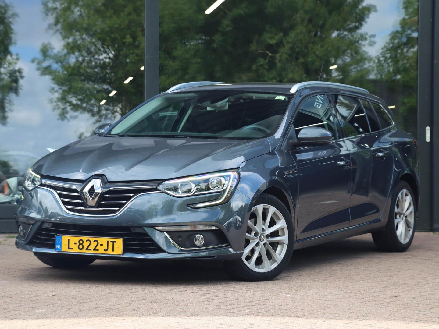 Renault Mégane Estate 1.3 TCe 140 Limited EDC Automaat