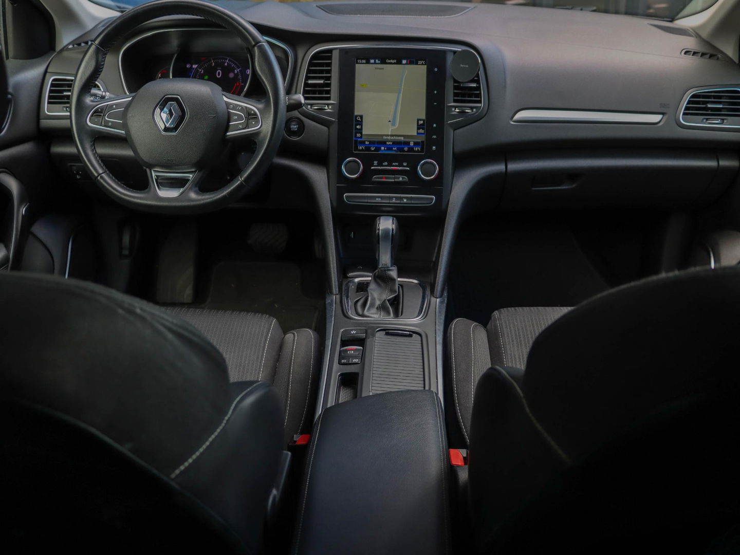Renault Mégane Estate 1.3 TCe 140 Limited EDC Automaat