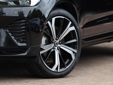 Volvo XC60 T8 AWD Plus Dark 455PK | 360 Cam | 21'' | Harman Kardon | Winterpakket