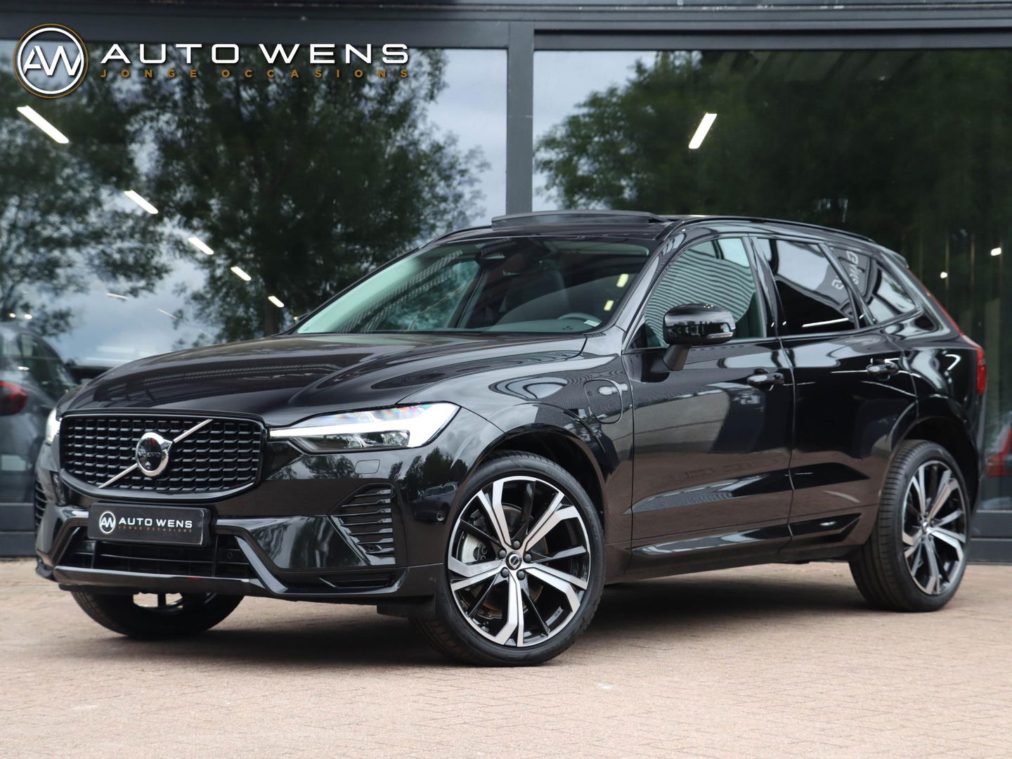 Volvo XC60 T8 AWD Plus Dark 455PK | 360 Cam | 21'' | Harman Kardon | Winterpakket