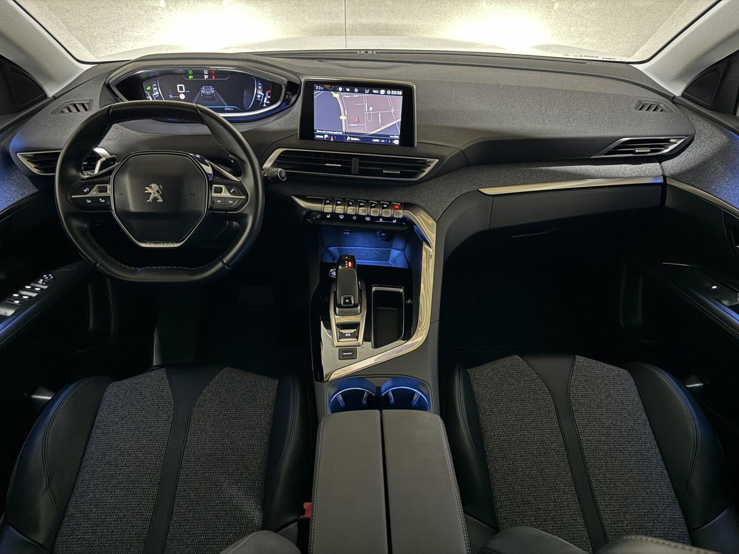 Peugeot 3008 1.6 PureTech Allure CarPlay 360° Cruise Sfeerv. NAP