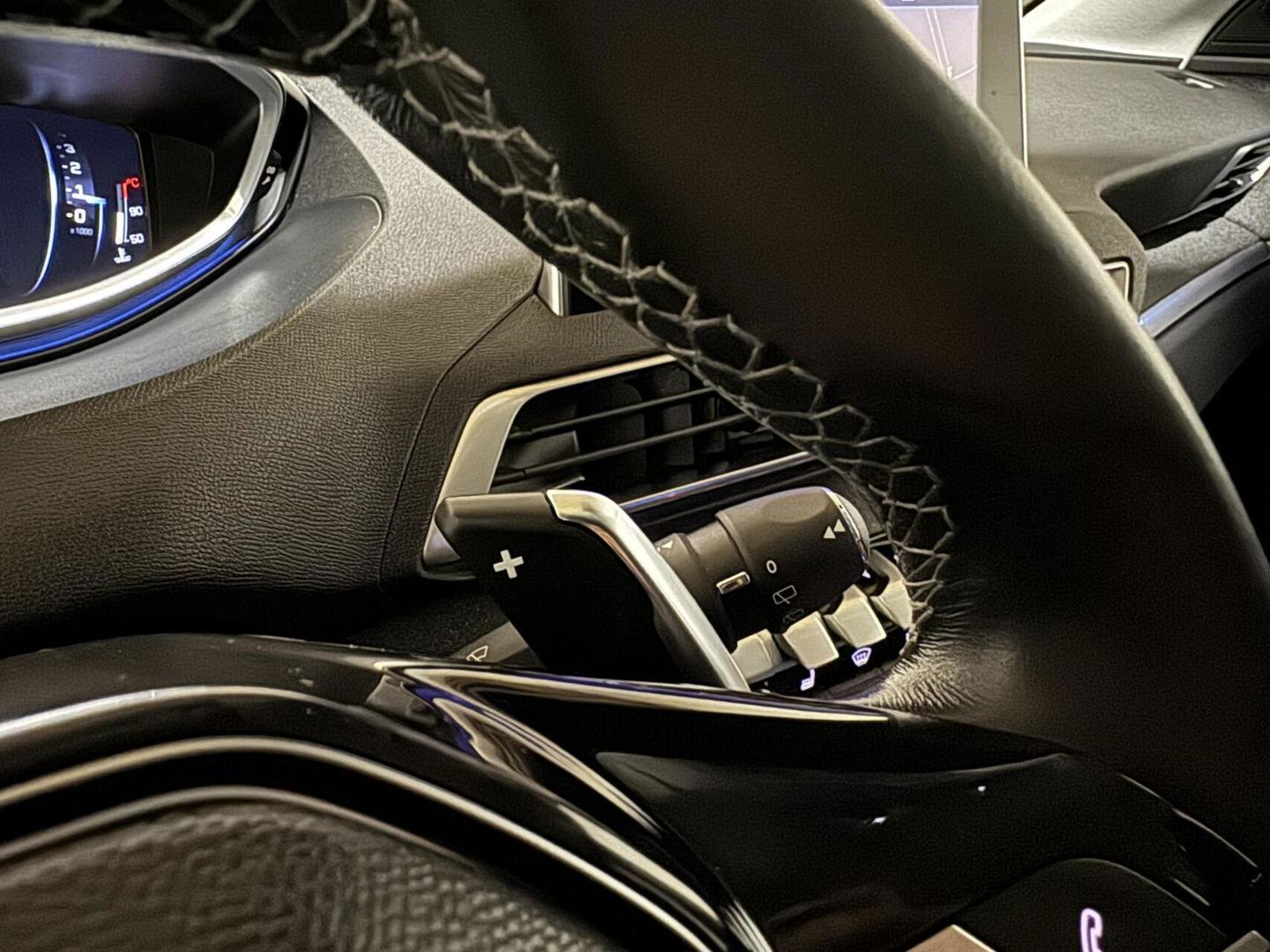 Peugeot 3008 1.6 PureTech Allure CarPlay 360° Cruise Sfeerv. NAP