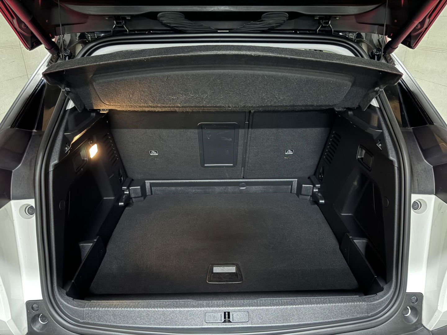 Peugeot 3008 1.6 PureTech Allure CarPlay 360° Cruise Sfeerv. NAP