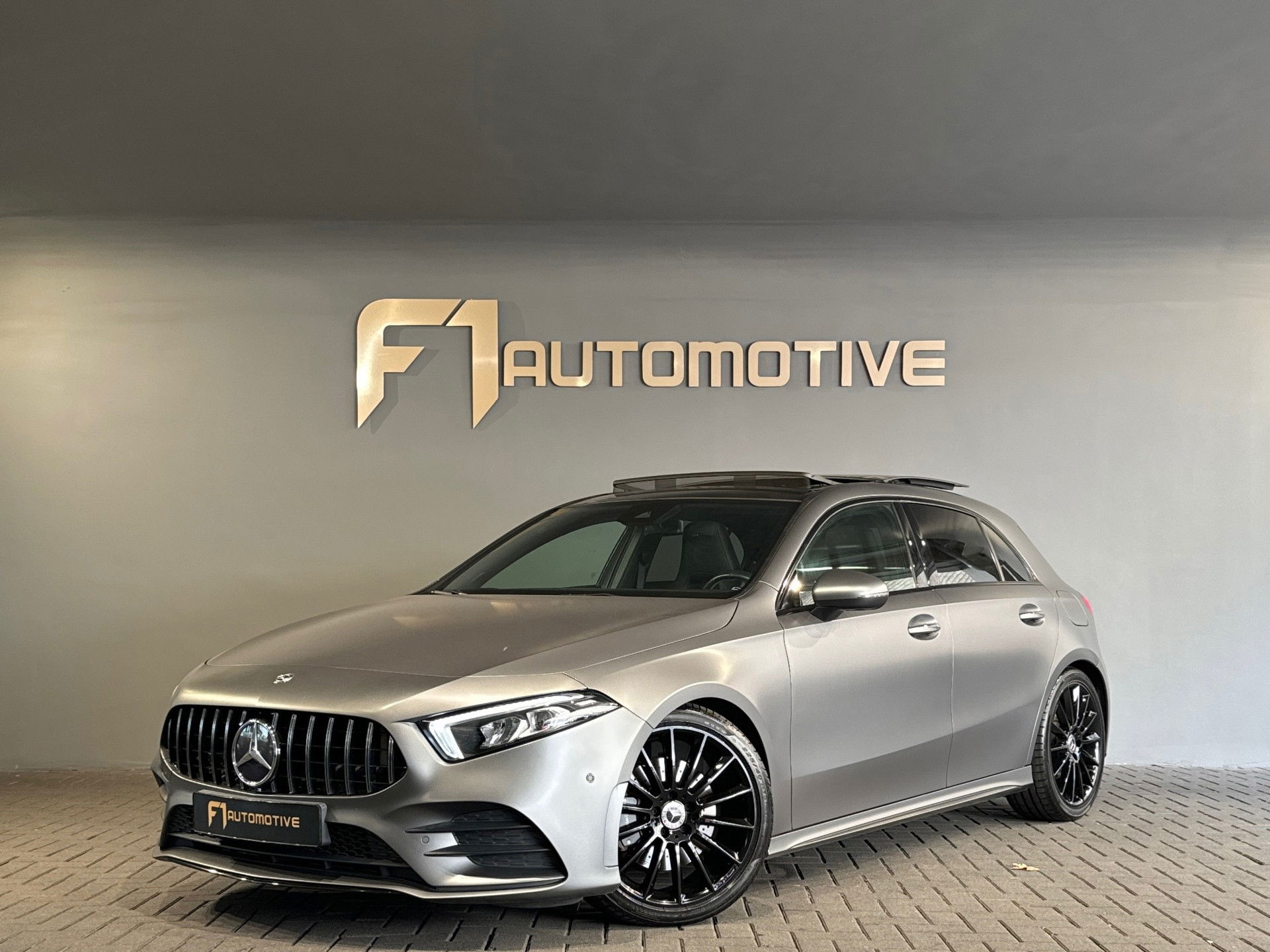 Mercedes-Benz A-Klasse 220 AMG Pano|Keyl|Sfeer|Magno|NL Auto