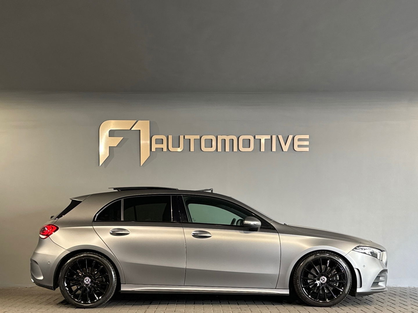 Mercedes-Benz A-Klasse 220 AMG Pano|Keyl|Sfeer|Magno|NL Auto