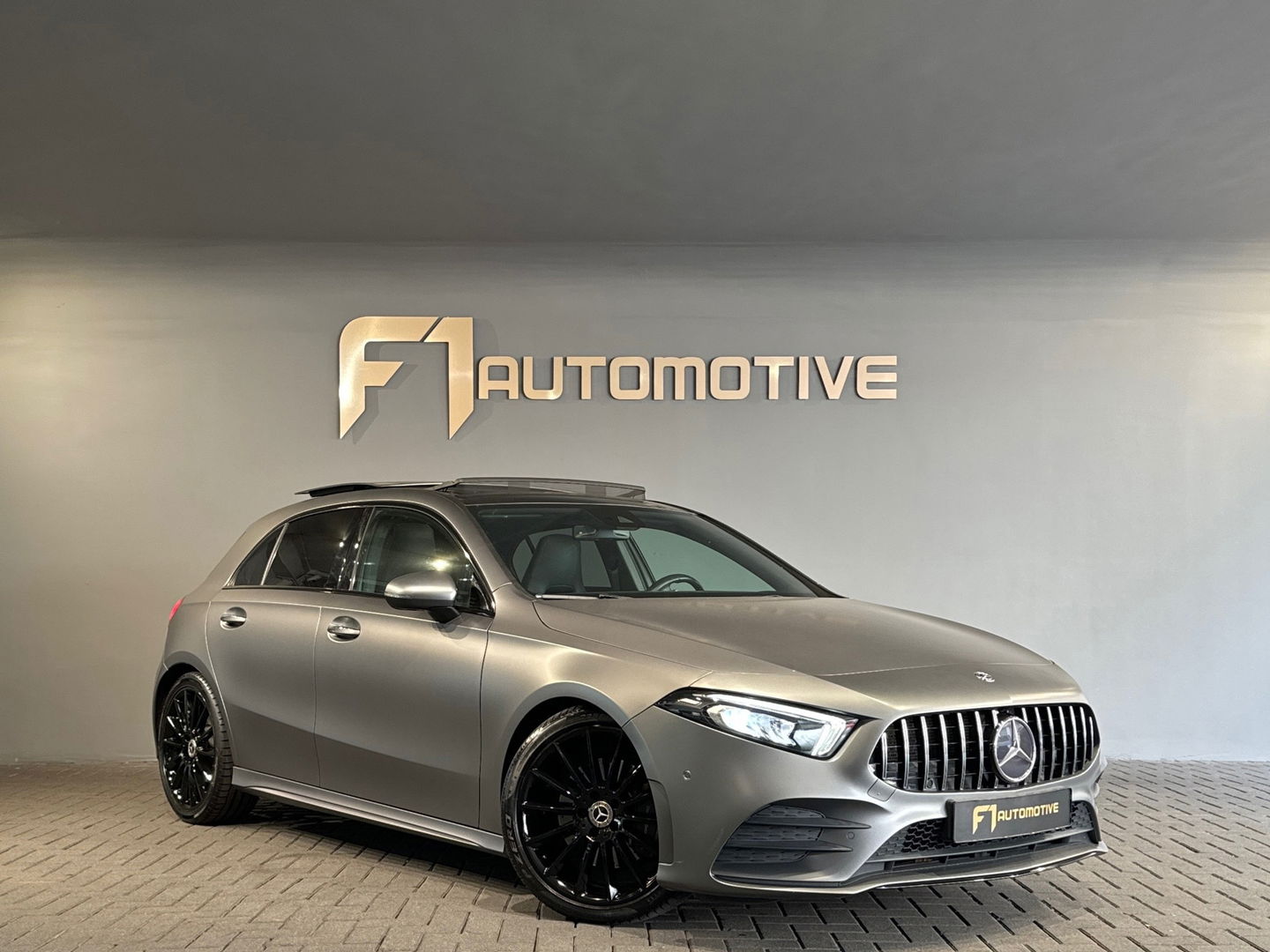 Mercedes-Benz A-Klasse 220 AMG Pano|Keyl|Sfeer|Magno|NL Auto