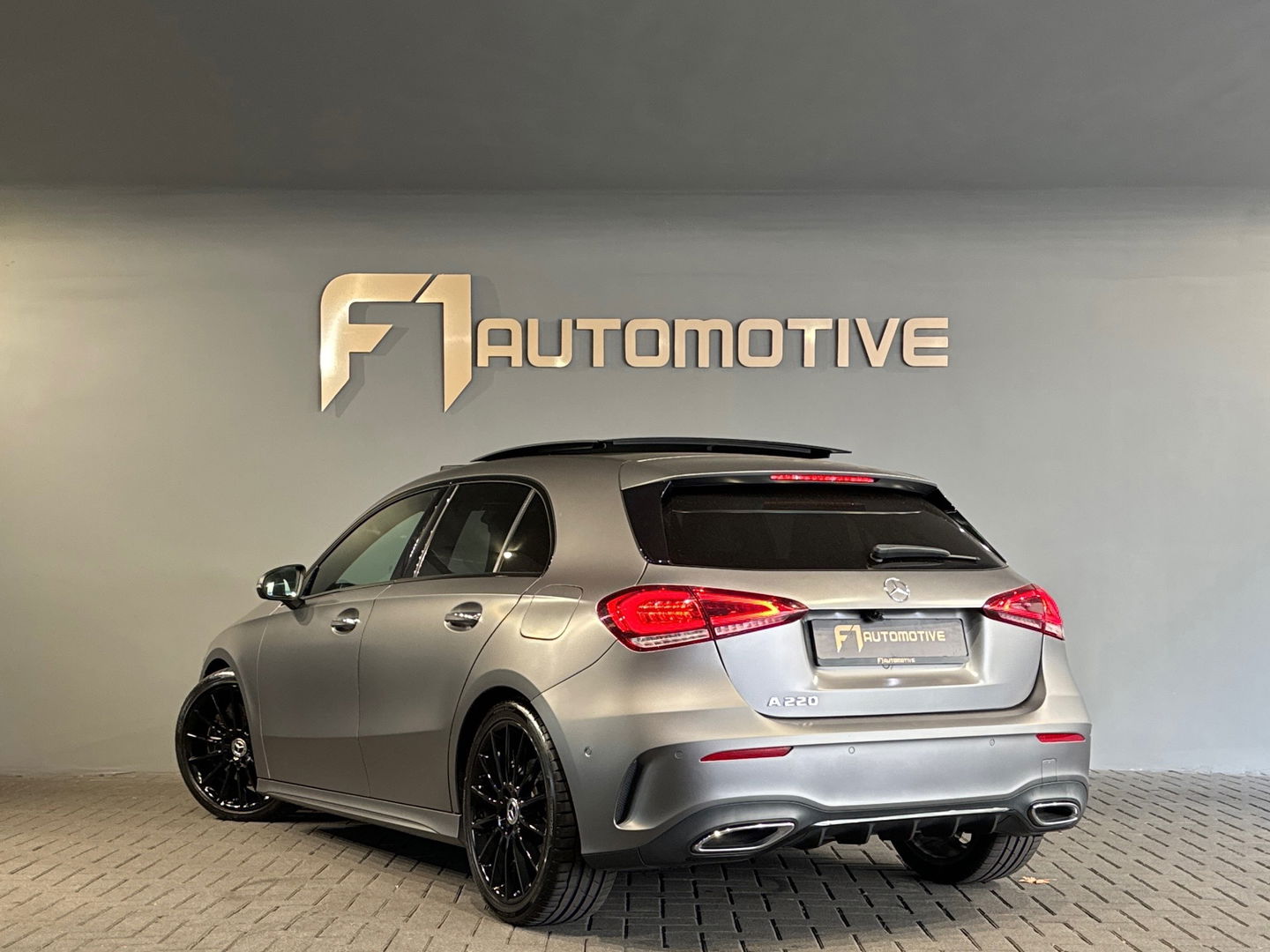 Mercedes-Benz A-Klasse 220 AMG Pano|Keyl|Sfeer|Magno|NL Auto