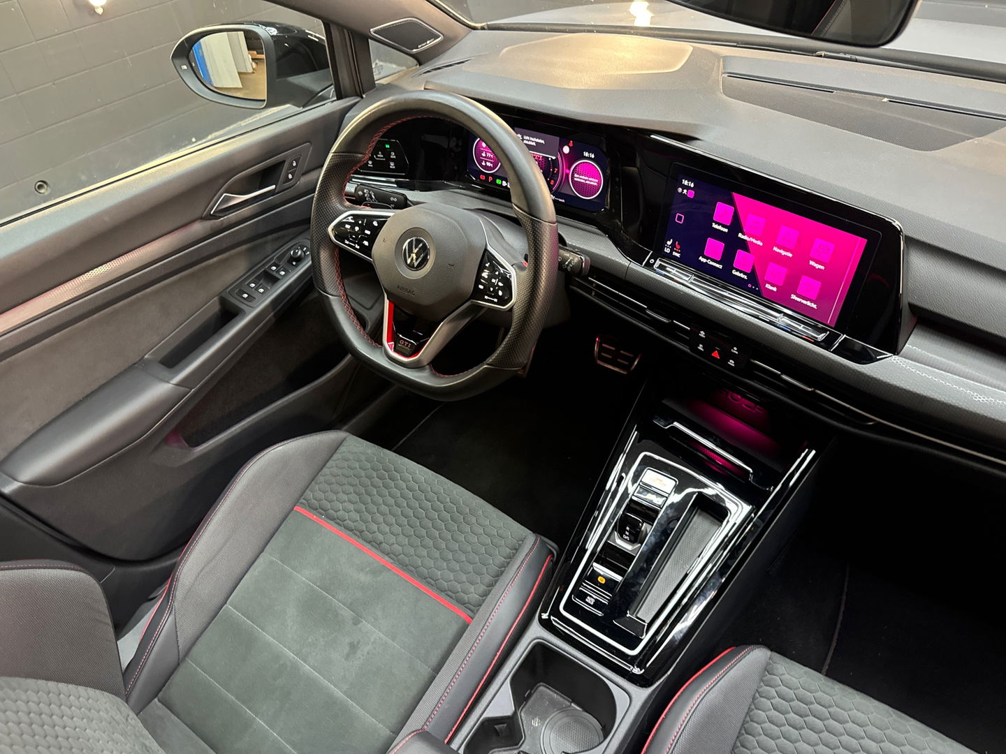 Volkswagen Golf 2.0 TSI GTI Clubsport Pano|H/K|IQ|Keyless