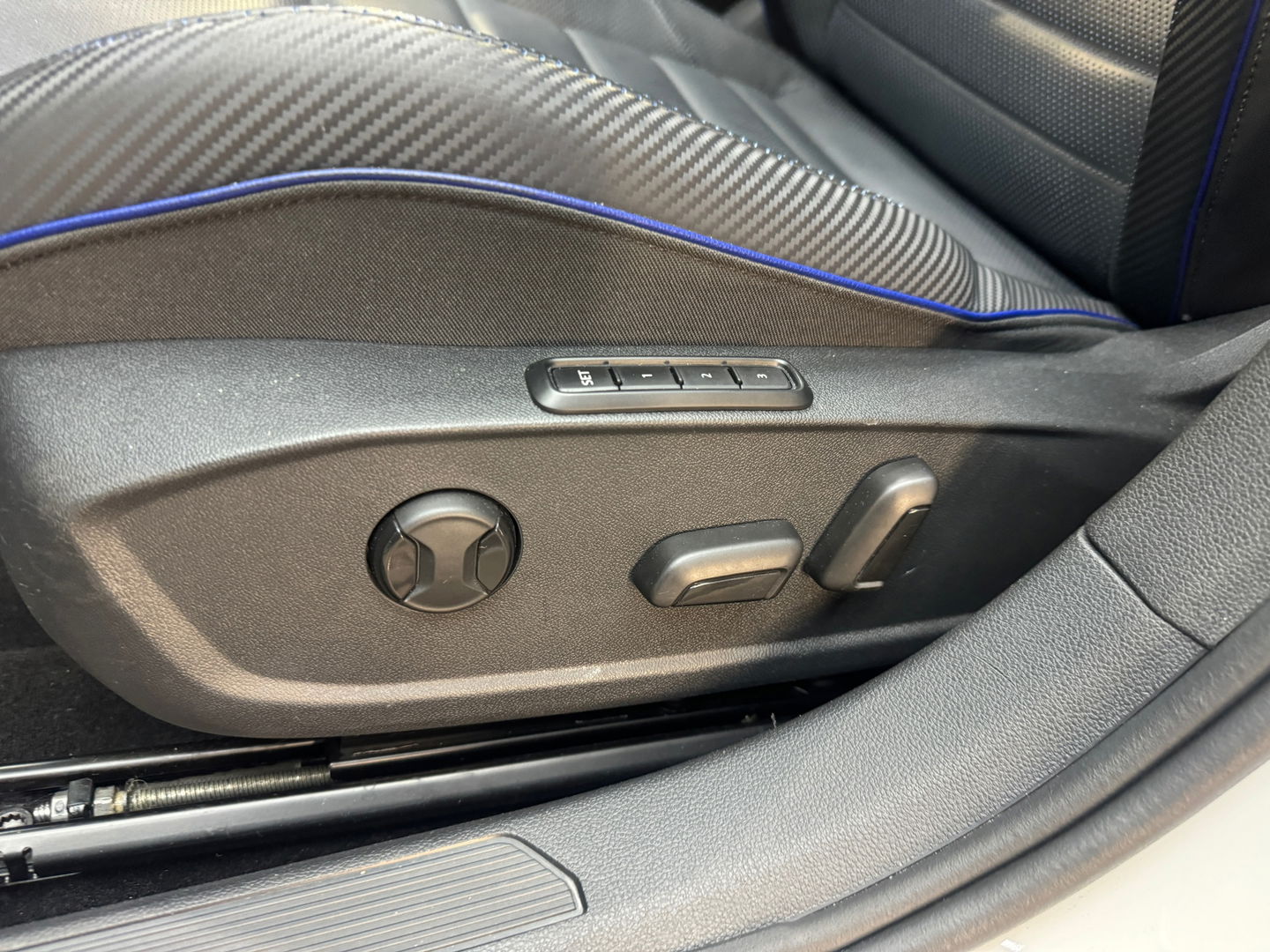 Volkswagen Golf 2.0 TSI R 4M Performance 20 Jahre Pano|Memory