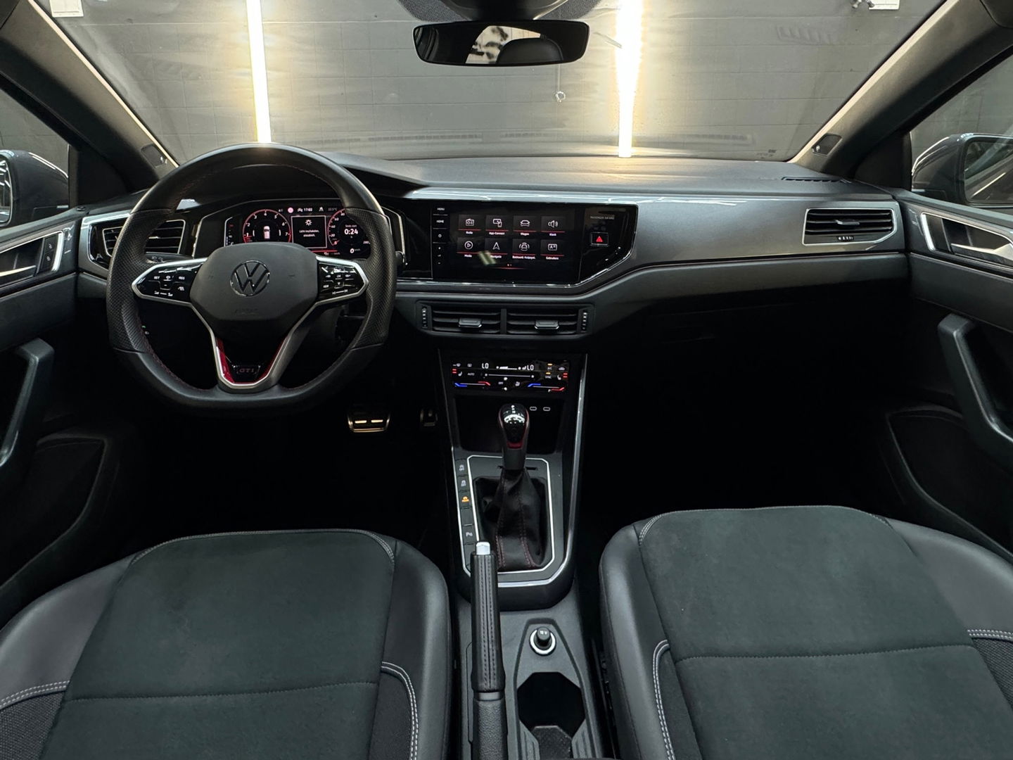 Volkswagen Polo 2.0 TSI GTI Pano|Beat|IQ|NAP|ACC|DCC|NL Auto