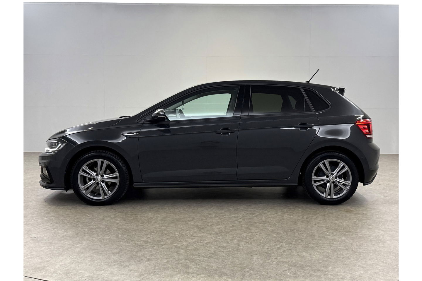 Volkswagen Polo 1.0 TSI R-Line LED Virtual Clima Cruise Carplay Navi PDC 16"LMV