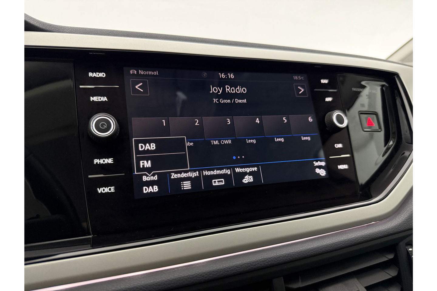 Volkswagen Polo 1.0 TSI R-Line LED Virtual Clima Cruise Carplay Navi PDC 16"LMV