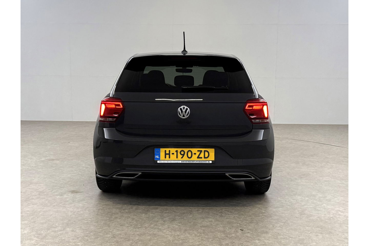 Volkswagen Polo 1.0 TSI R-Line LED Virtual Clima Cruise Carplay Navi PDC 16"LMV