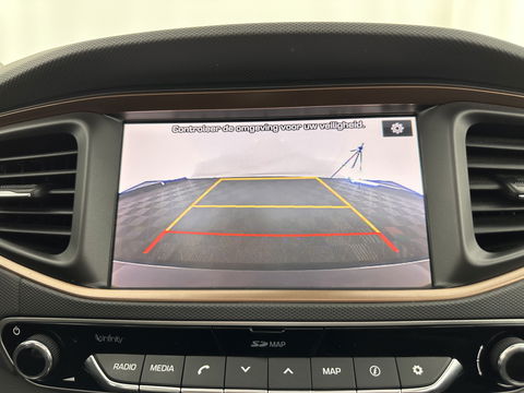 Hyundai IONIQ Premium EV (INCL-BTW) *PANO | FULL-LEATHER | INFINITY-AUDIO | FULL-LED | KEYLESS | NAVI-FULLMAP |  ADAPTIVE-CRUISE |  DAB | CAMERA | MEMORY-PACK | DIGI-COCKPIT | CCS-FASTLOADER | LANE-ASSIST...