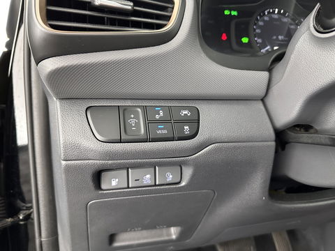 Hyundai IONIQ Premium EV (INCL-BTW) *PANO | FULL-LEATHER | INFINITY-AUDIO | FULL-LED | KEYLESS | NAVI-FULLMAP |  ADAPTIVE-CRUISE |  DAB | CAMERA | MEMORY-PACK | DIGI-COCKPIT | CCS-FASTLOADER | LANE-ASSIST...