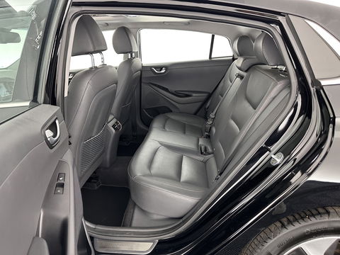 Hyundai IONIQ Premium EV (INCL-BTW) *PANO | FULL-LEATHER | INFINITY-AUDIO | FULL-LED | KEYLESS | NAVI-FULLMAP |  ADAPTIVE-CRUISE |  DAB | CAMERA | MEMORY-PACK | DIGI-COCKPIT | CCS-FASTLOADER | LANE-ASSIST...