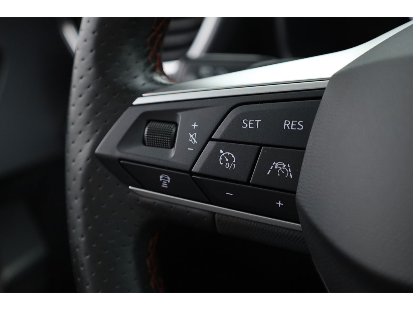 SEAT Leon Sportstourer 1.4 TSI eHybrid PHEV FR Business Intense | Navi | Adapt. Cruise | CarPlay | Stoel-Stuurverw. | Camera | Keyless