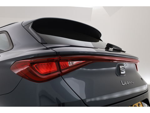SEAT Leon Sportstourer 1.4 TSI eHybrid PHEV FR Business Intense | Navi | Adapt. Cruise | CarPlay | Stoel-Stuurverw. | Camera | Keyless