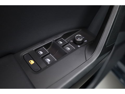 SEAT Leon Sportstourer 1.4 TSI eHybrid PHEV FR Business Intense | Navi | Adapt. Cruise | CarPlay | Stoel-Stuurverw. | Camera | Keyless