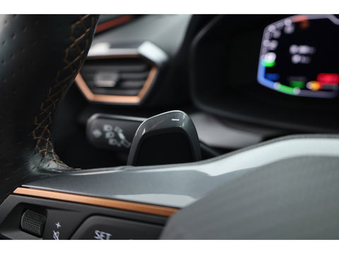 CUPRA Leon Sportstourer 1.4 e-Hybrid VZ Copper Edition 245pk | Navi | Adapt. Cruise | Camera | Stoel-Stuurverw.