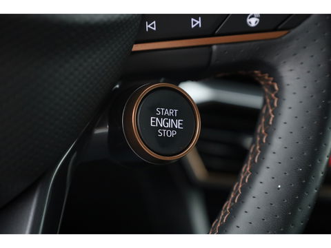 CUPRA Leon Sportstourer 1.4 e-Hybrid VZ Copper Edition 245pk | Navi | Adapt. Cruise | Camera | Stoel-Stuurverw.