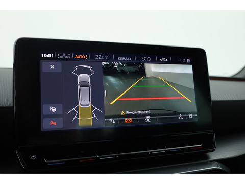CUPRA Leon Sportstourer 1.4 e-Hybrid VZ Copper Edition 245pk | Navi | Adapt. Cruise | Camera | Stoel-Stuurverw.