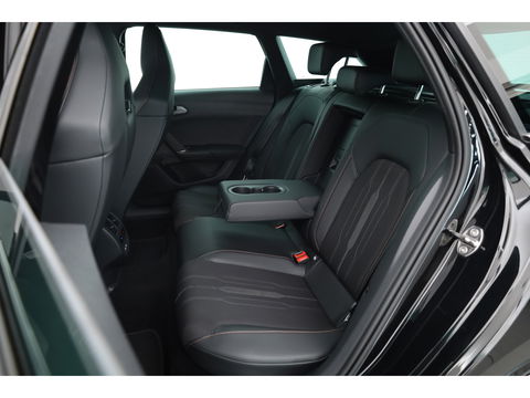 CUPRA Leon Sportstourer 1.4 e-Hybrid VZ Copper Edition 245pk | Navi | Adapt. Cruise | Camera | Stoel-Stuurverw.