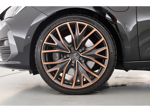 CUPRA Leon Sportstourer 1.4 e-Hybrid VZ Copper Edition 245pk | Navi | Adapt. Cruise | Camera | Stoel-Stuurverw.