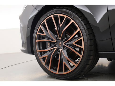 CUPRA Leon Sportstourer 1.4 e-Hybrid VZ Copper Edition 245pk | Navi | Adapt. Cruise | Camera | Stoel-Stuurverw.