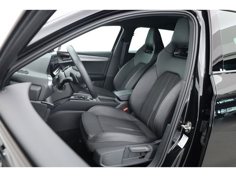 CUPRA Leon Sportstourer 1.4 e-Hybrid VZ Copper Edition 245pk | Navi | Adapt. Cruise | Camera | Stoel-Stuurverw.