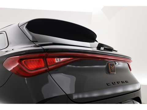 CUPRA Leon Sportstourer 1.4 e-Hybrid VZ Copper Edition 245pk | Navi | Adapt. Cruise | Camera | Stoel-Stuurverw.
