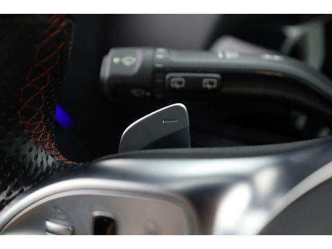 Mercedes-Benz GLA 250 e AMG Line | Augmented Reality | Burmester | Trekhaak | All Season | Dodehoek