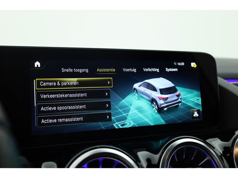 Mercedes-Benz GLA 250 e AMG Line | Augmented Reality | Burmester | Trekhaak | All Season | Dodehoek