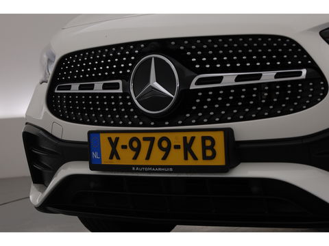 Mercedes-Benz GLA 250 e AMG Line | Augmented Reality | Burmester | Trekhaak | All Season | Dodehoek
