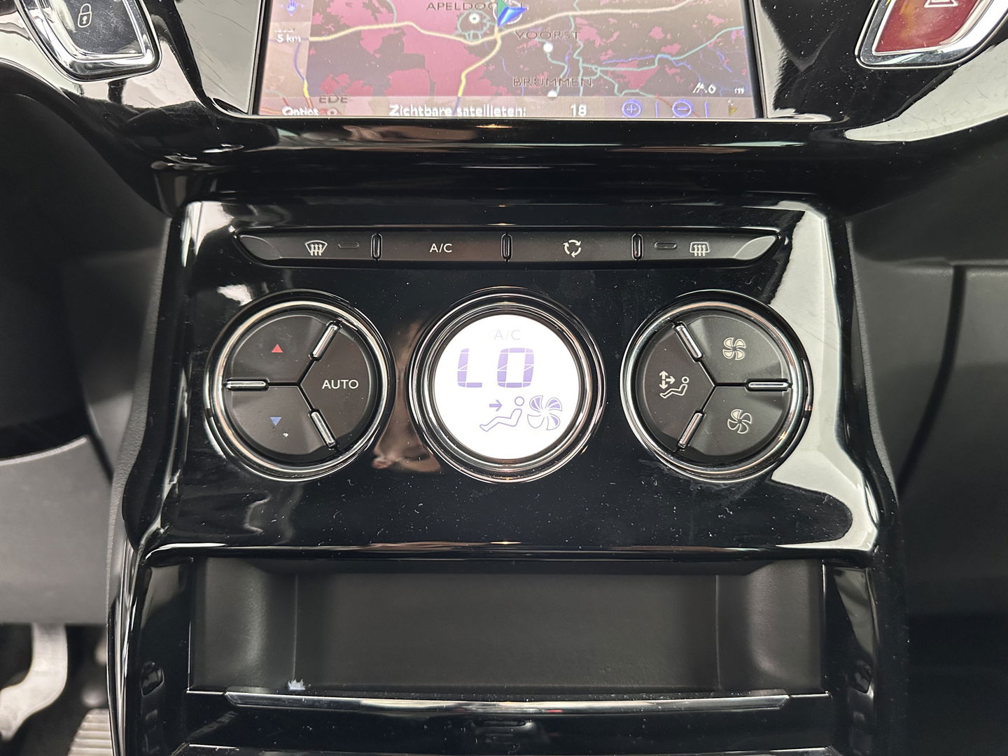 DS DS 3 1.6 BlueHDi Business *NAVI-FULLMAP | SPORT-SEATS | ECC | PDC | CRUISE | 16''ALU*