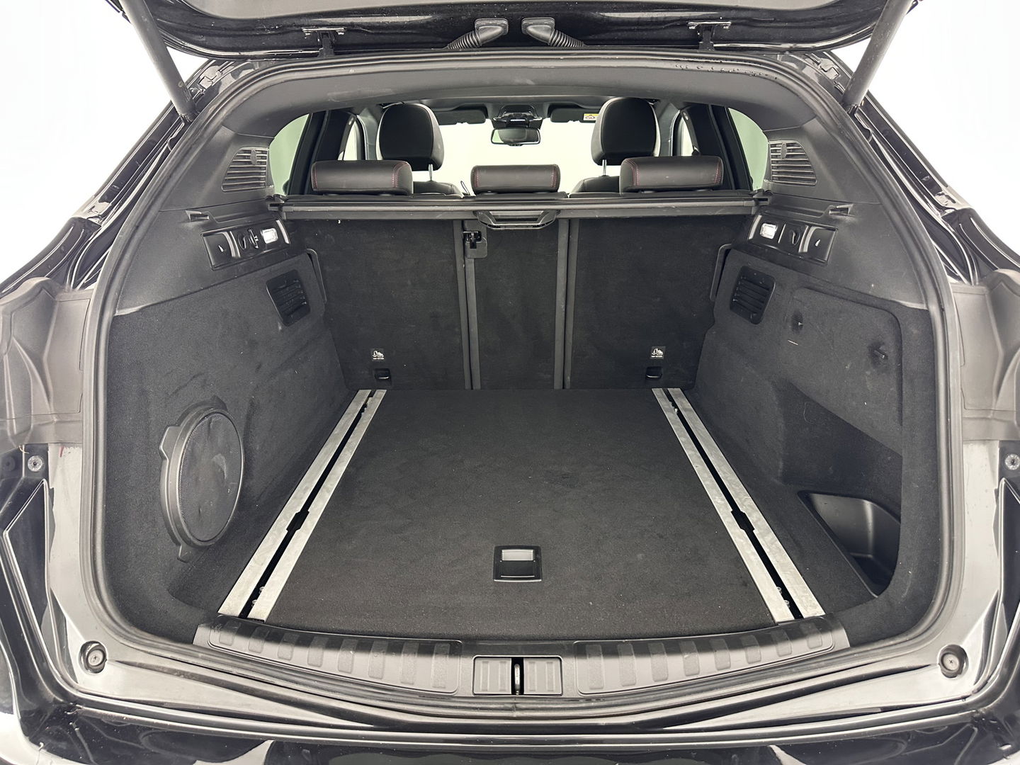 Alfa Romeo Stelvio 2.9 V6 AWD Quadrifoglio (INCL-BTW) Aut. *PANO | LEATHER-ALCANTARA | XENON | ADAPTIVE-CRUISE | BLIND-SPOT | HARMAN/KARDON | MEMORY-PACK | HEATED-SPORTSEATS | DAB+ | KEYLESS | CARPLAY | NAVI-FULLMAP | CARBON-INLAY |