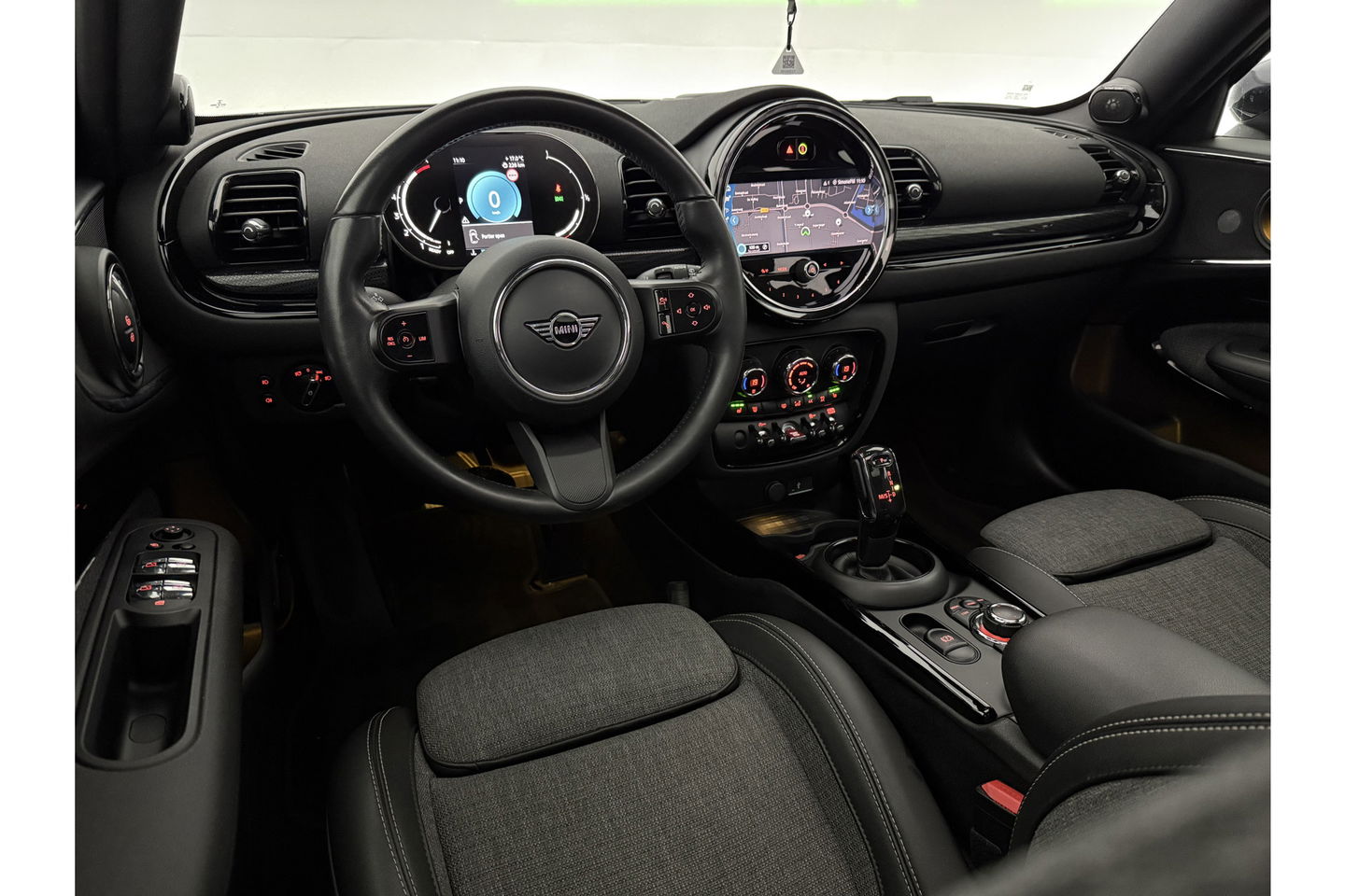 MINI Clubman 1.5 Cooper Richmond Park Edition h/k Audio Camera Pano LED Carplay Clima Cruise Navi Virtual Achterdeuren 18"LMV PDC