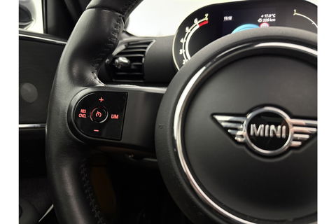 MINI Clubman 1.5 Cooper Richmond Park Edition h/k Audio Camera Pano LED Carplay Clima Cruise Navi Virtual Achterdeuren 18"LMV PDC