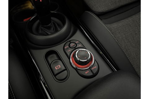 MINI Clubman 1.5 Cooper Richmond Park Edition h/k Audio Camera Pano LED Carplay Clima Cruise Navi Virtual Achterdeuren 18"LMV PDC