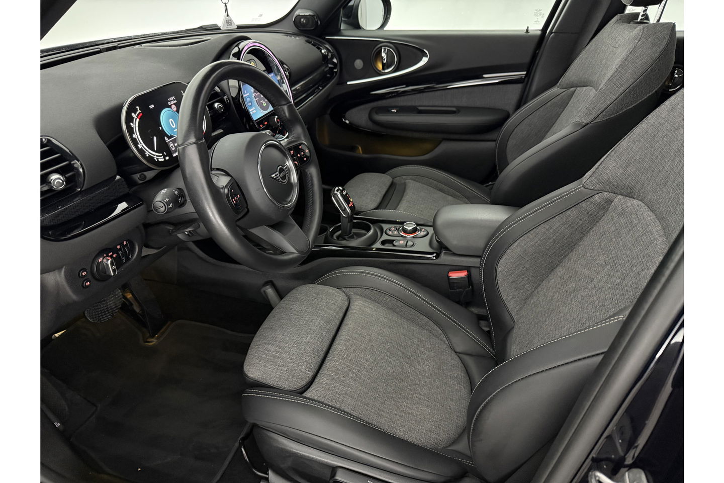 MINI Clubman 1.5 Cooper Richmond Park Edition h/k Audio Camera Pano LED Carplay Clima Cruise Navi Virtual Achterdeuren 18"LMV PDC
