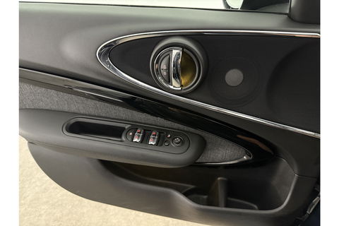 MINI Clubman 1.5 Cooper Richmond Park Edition h/k Audio Camera Pano LED Carplay Clima Cruise Navi Virtual Achterdeuren 18"LMV PDC