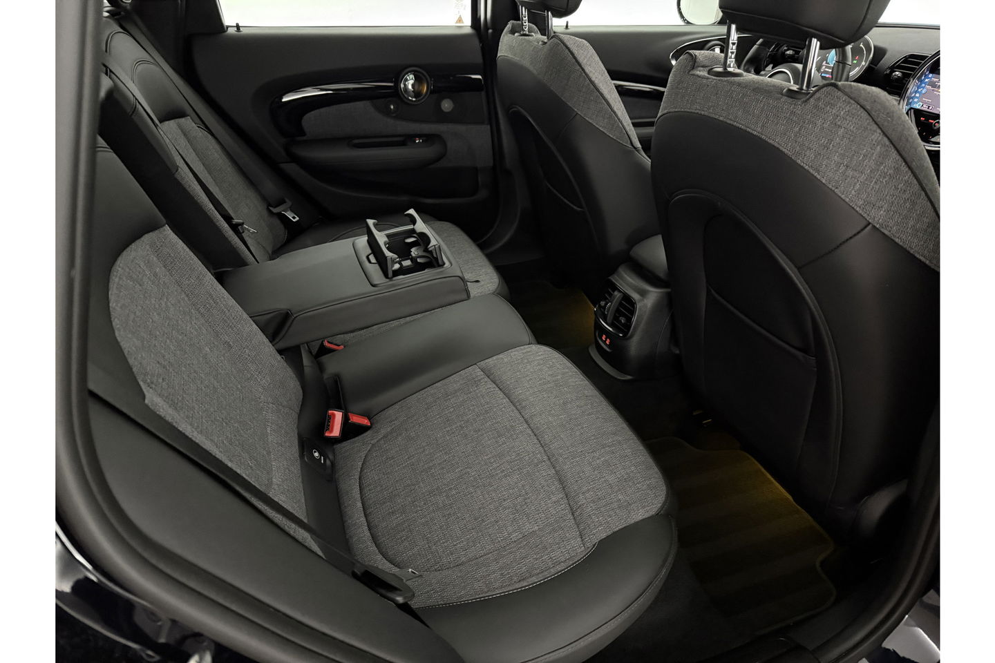 MINI Clubman 1.5 Cooper Richmond Park Edition h/k Audio Camera Pano LED Carplay Clima Cruise Navi Virtual Achterdeuren 18"LMV PDC