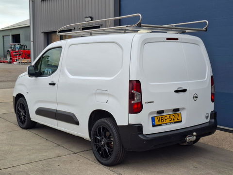 Opel Combo 1.6D L1H1 Edition AIRCO / CRUISE CONTROLE / NAVI / IMPERIAL / TREKHAAK