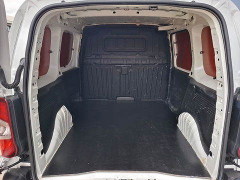 Opel Combo 1.6D L1H1 Edition AIRCO / CRUISE CONTROLE / NAVI / IMPERIAL / TREKHAAK