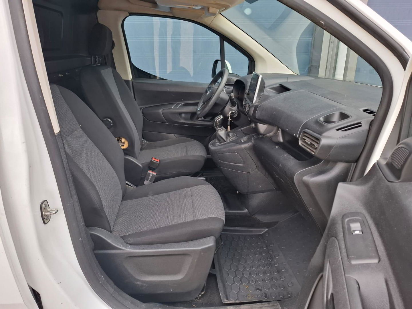 Opel Combo 1.6D L1H1 Edition AIRCO / CRUISE CONTROLE / NAVI / IMPERIAL / TREKHAAK