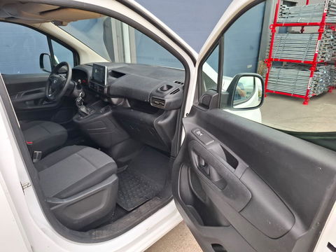 Opel Combo 1.6D L1H1 Edition AIRCO / CRUISE CONTROLE / NAVI / IMPERIAL / TREKHAAK