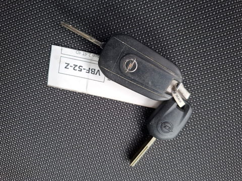 Opel Combo 1.6D L1H1 Edition AIRCO / CRUISE CONTROLE / NAVI / IMPERIAL / TREKHAAK