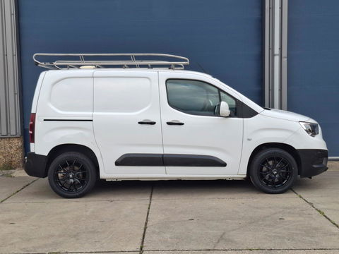 Opel Combo 1.6D L1H1 Edition AIRCO / CRUISE CONTROLE / NAVI / IMPERIAL / TREKHAAK